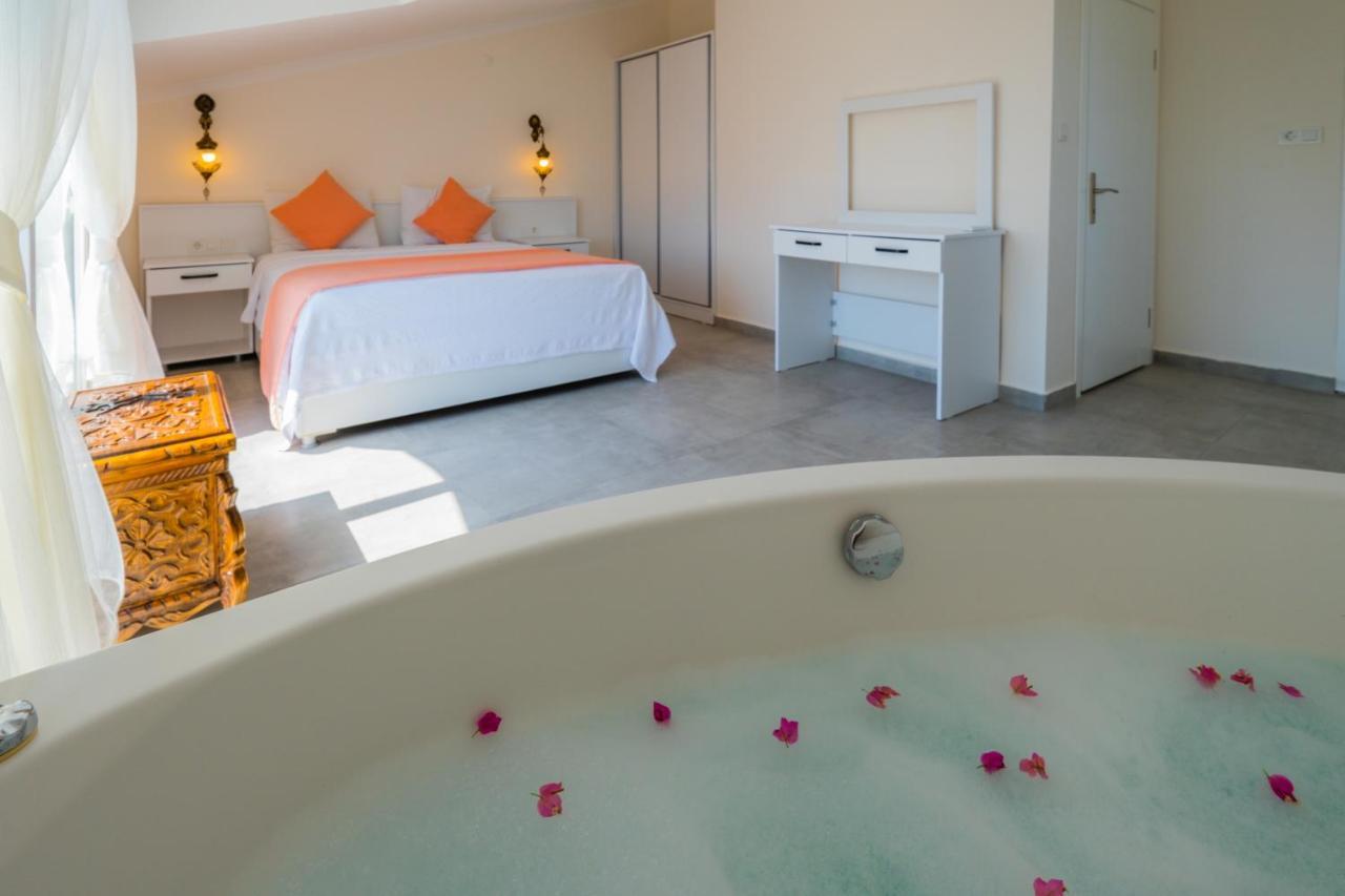 Infinity Beyaz Villa Фетхие Экстерьер фото